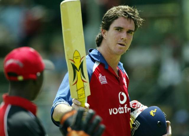 Kevin Pietersen's Blue Hair: The Story Behind the Color - wide 5