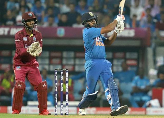 rohit sharma becomes first Indian to hit 400 international sixes