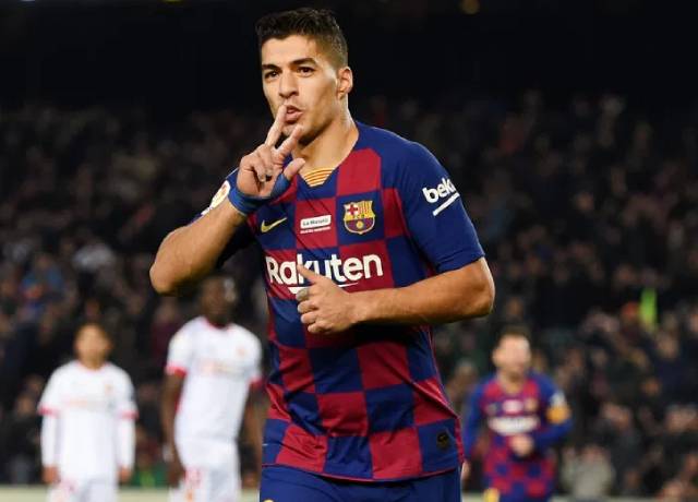 La Liga : Barcelona win by Luis Suarez's the only goal