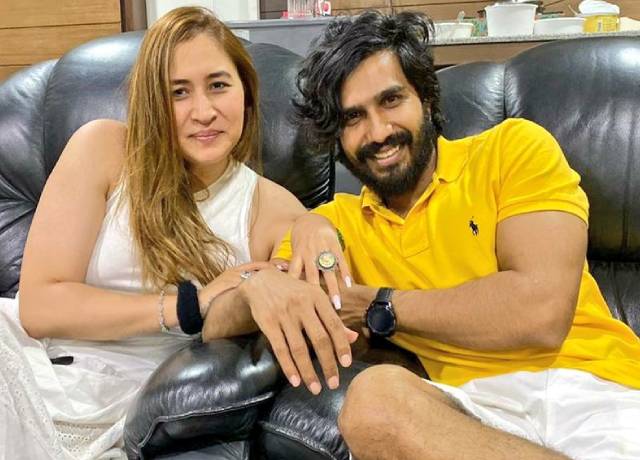 Jwala Gutta gets engaged to actor vishnu vishal