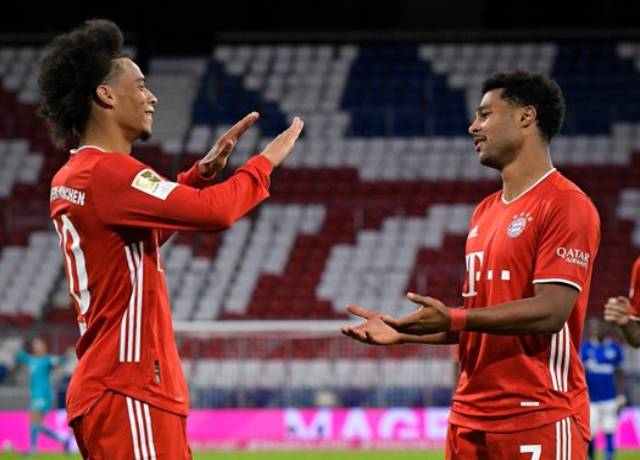 Bayern Munich 8-0 Schalke : Serge Gnabry scored a hat-trick