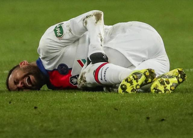 Neymar injured, out for three weeks